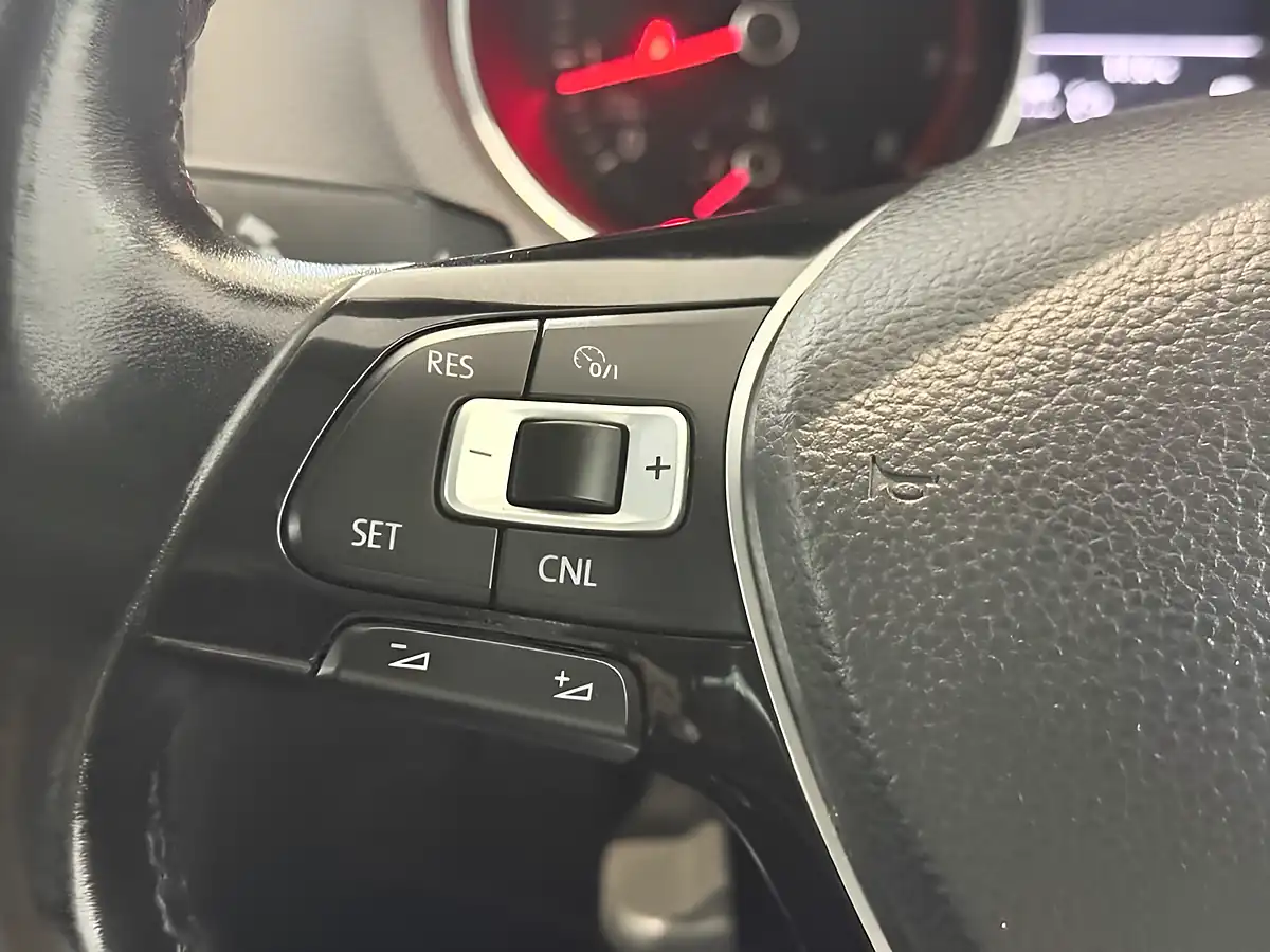Used 2017 Volkswagen Polo Match Edition White - Interior and Exterior details 16