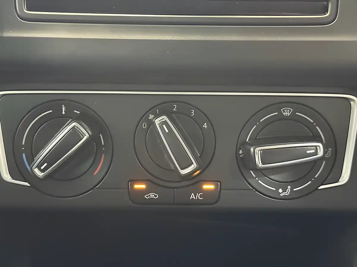 Used 2017 Volkswagen Polo Match Edition White - Interior and Exterior details 17