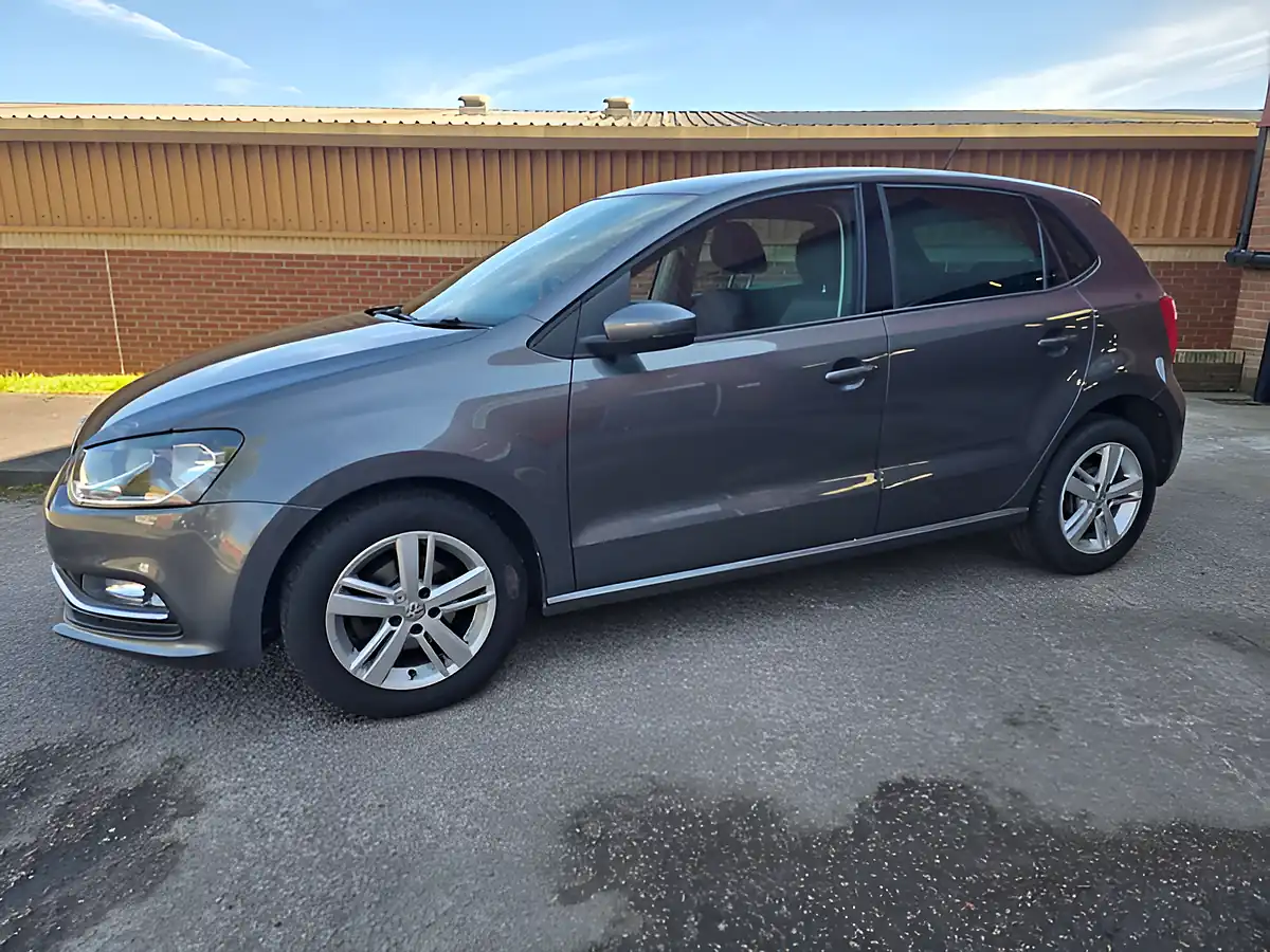 Used 2017 Volkswagen Polo Match Grey - Interior and Exterior details 5