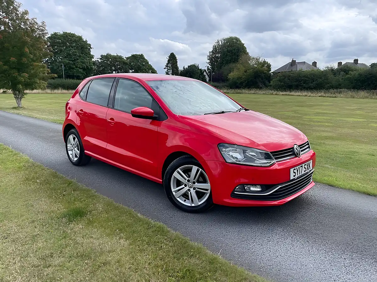 Used 2017 Volkswagen Polo Match Red - Front View