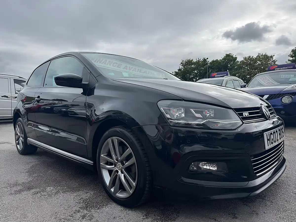 Used 2017 Volkswagen Polo R-Line Black - Interior and Exterior details 3