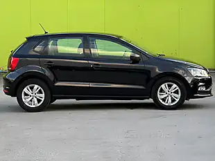 Used 2017 Volkswagen Polo S Black - Interior and Exterior details 7