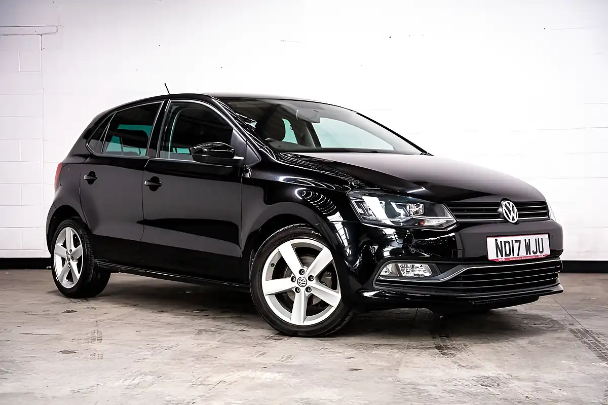 Used 2017 Volkswagen Polo Sel Black - Front View