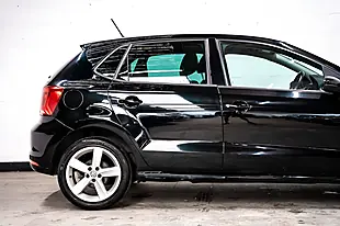 Used 2017 Volkswagen Polo Sel Black - Interior and Exterior details 10