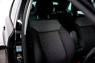 Used 2017 Volkswagen Polo Sel Black - Interior and Exterior details 4