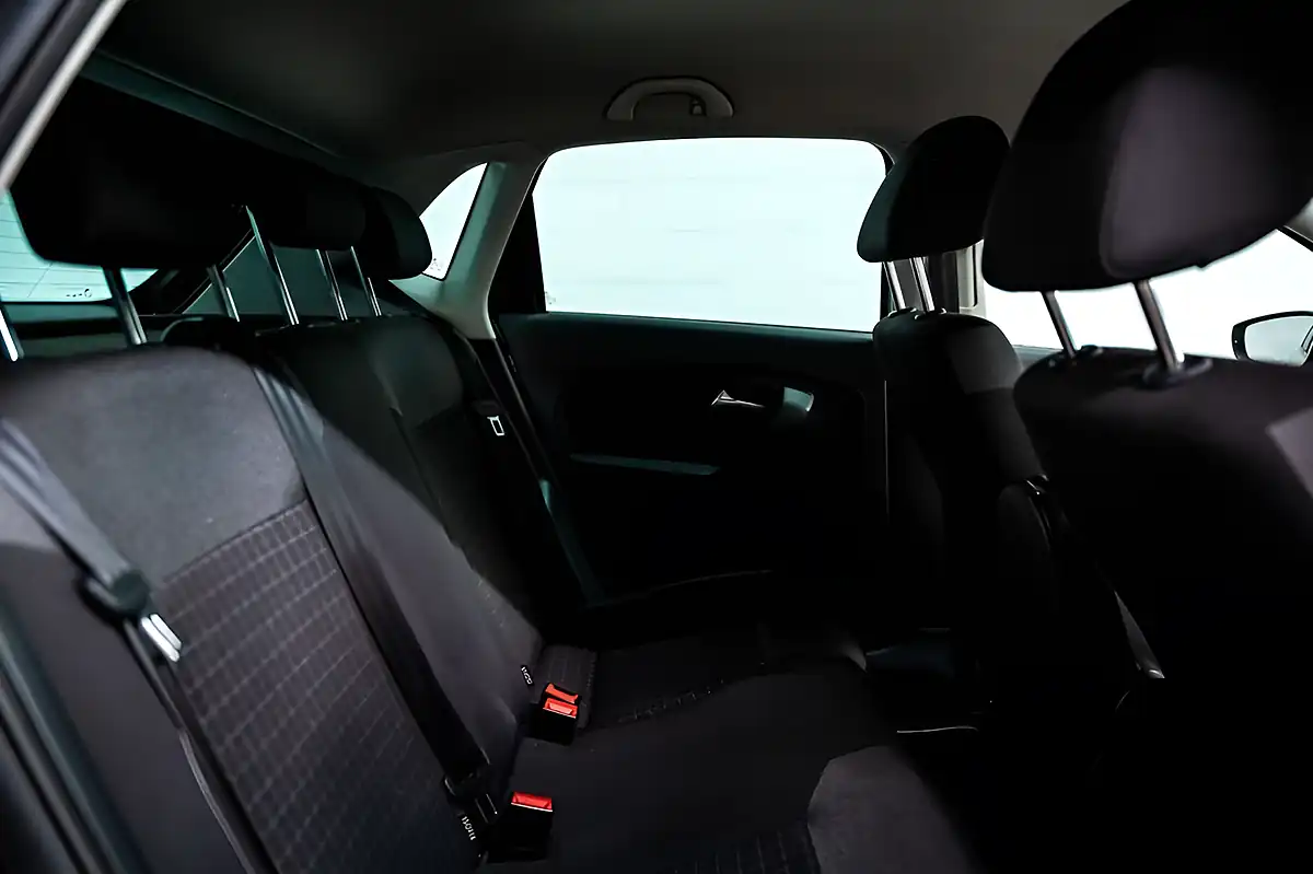 Used 2017 Volkswagen Polo Sel Black - Interior and Exterior details 6