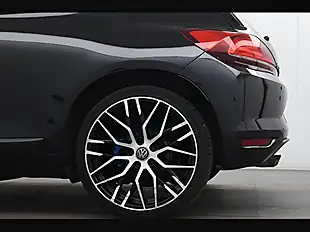 Used 2017 Volkswagen Scirocco Bluemotion Tech GT Black - Interior and Exterior details 10