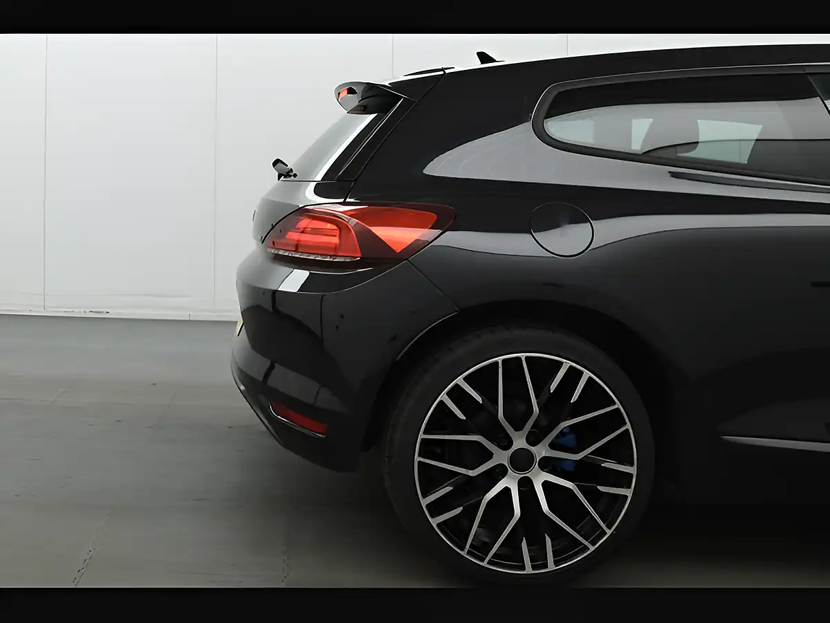 Used 2017 Volkswagen Scirocco Bluemotion Tech GT Black - Interior and Exterior details 15