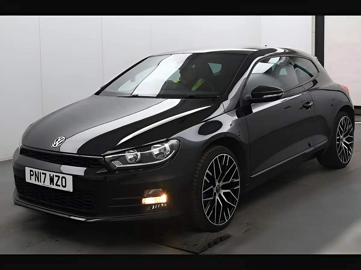 Used 2017 Volkswagen Scirocco Bluemotion Tech GT Black - Interior and Exterior details 4