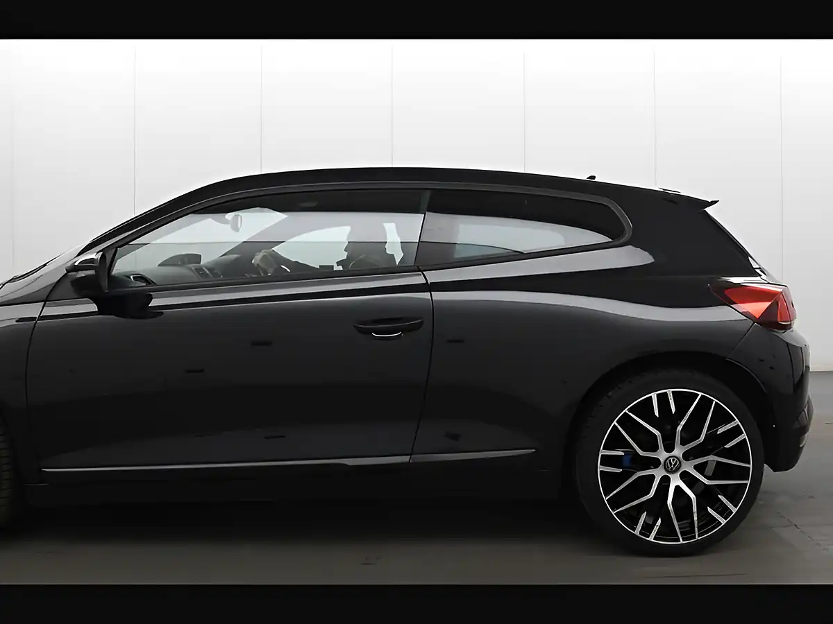 Used 2017 Volkswagen Scirocco Bluemotion Tech GT Black - Interior and Exterior details 8