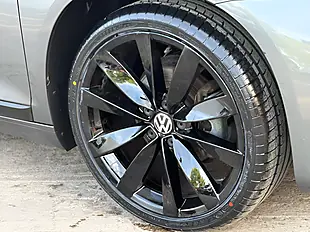Used 2017 Volkswagen Scirocco Bluemotion Technology Indium Grey - Interior and Exterior details 7