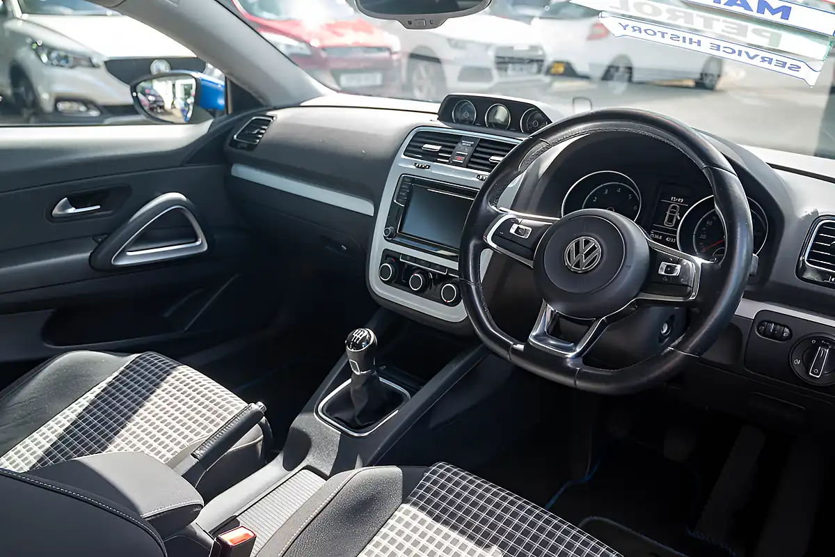 Used 2017 Volkswagen Scirocco Bluemotion Technology Rising Blue - Interior and Exterior details 2