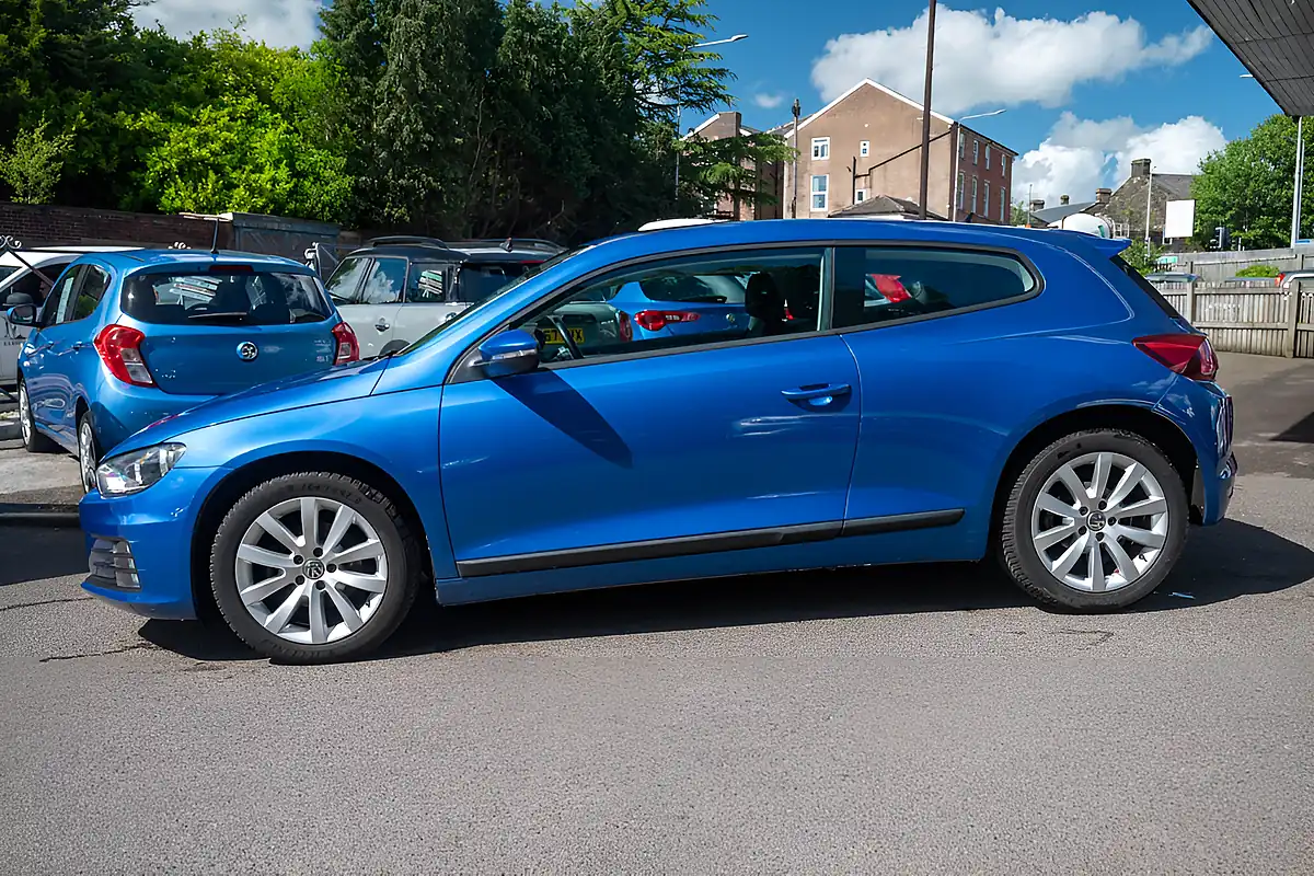 Used 2017 Volkswagen Scirocco Bluemotion Technology Rising Blue - Interior and Exterior details 5