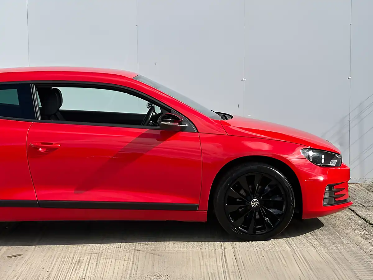 Used 2017 Volkswagen Scirocco GT Bluemotion Technology Flash Red - Interior and Exterior details 13