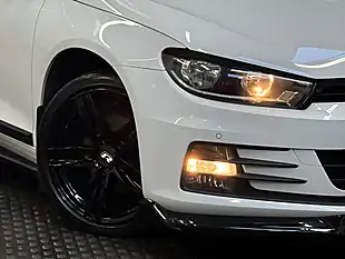 Used 2017 Volkswagen Scirocco GT White - Interior and Exterior details 10