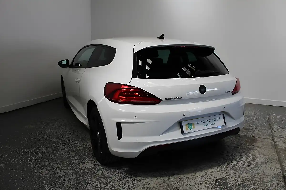 Used 2017 Volkswagen Scirocco R-Line White - Interior and Exterior details 5