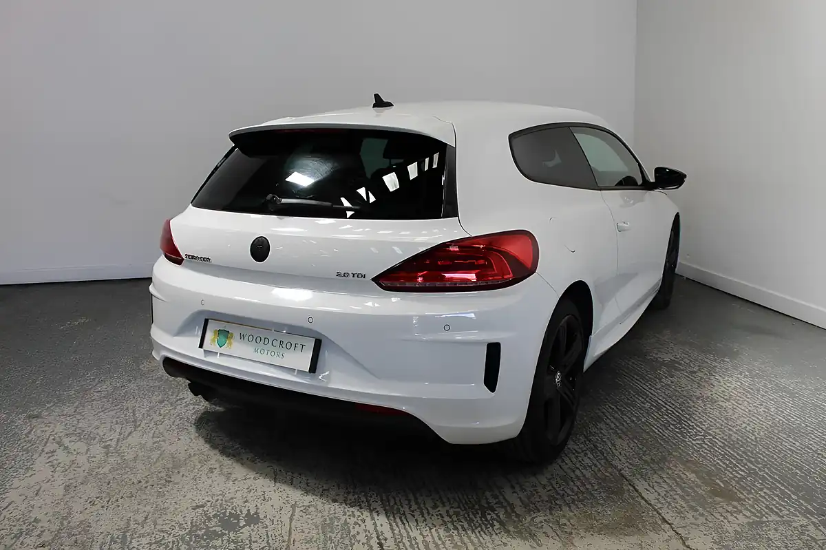 Used 2017 Volkswagen Scirocco R-Line White - Interior and Exterior details 6