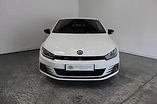 Used 2017 Volkswagen Scirocco R-Line White - Interior and Exterior details 9