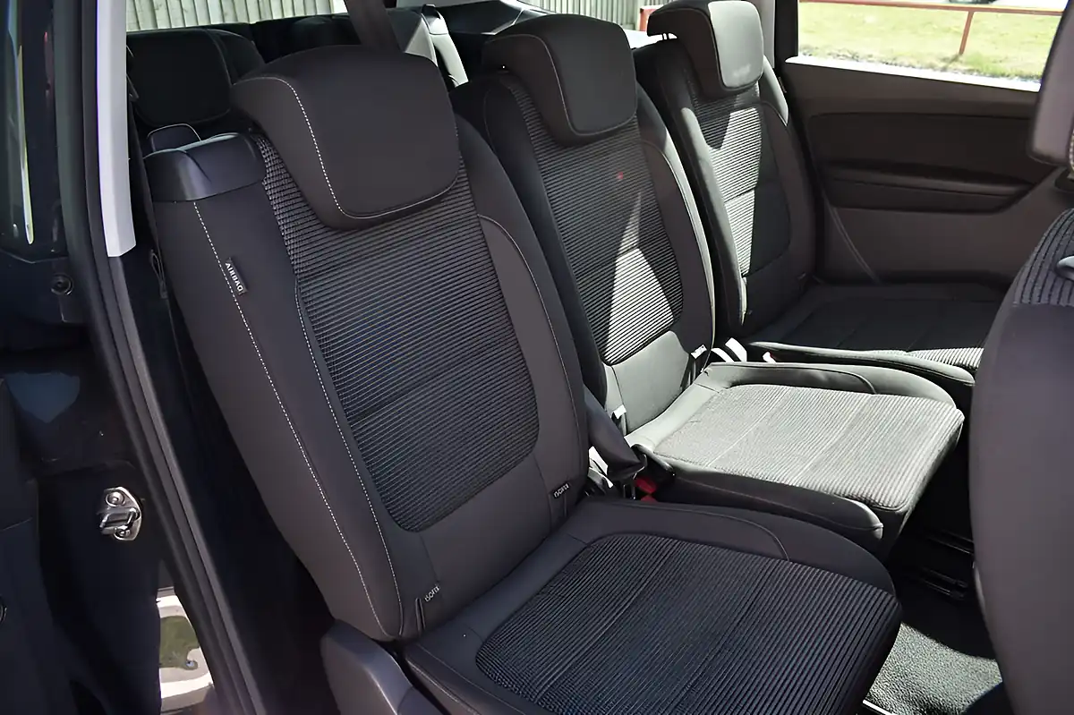 Used 2017 Volkswagen Sharan Se Nav Grey - Interior and Exterior details 11