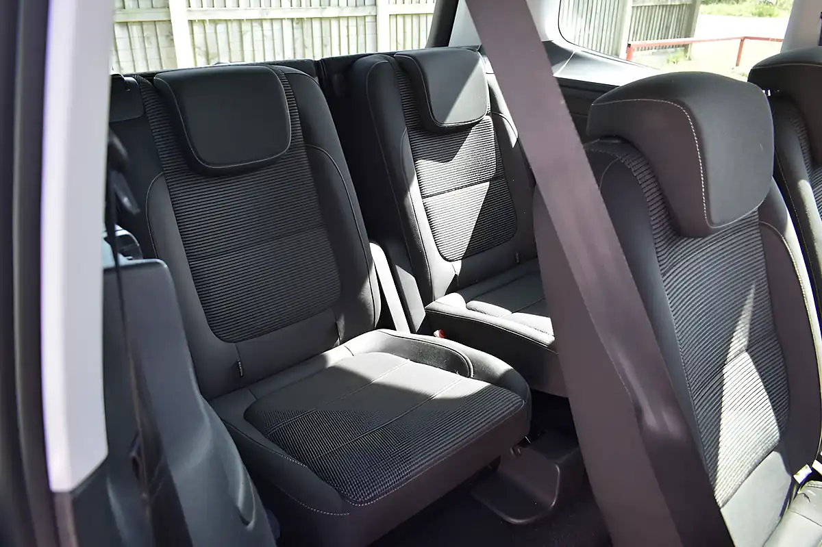 Used 2017 Volkswagen Sharan Se Nav Grey - Interior and Exterior details 12