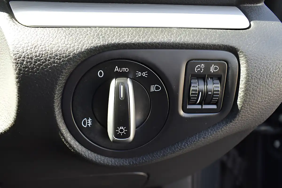 Used 2017 Volkswagen Sharan Se Nav Grey - Interior and Exterior details 18