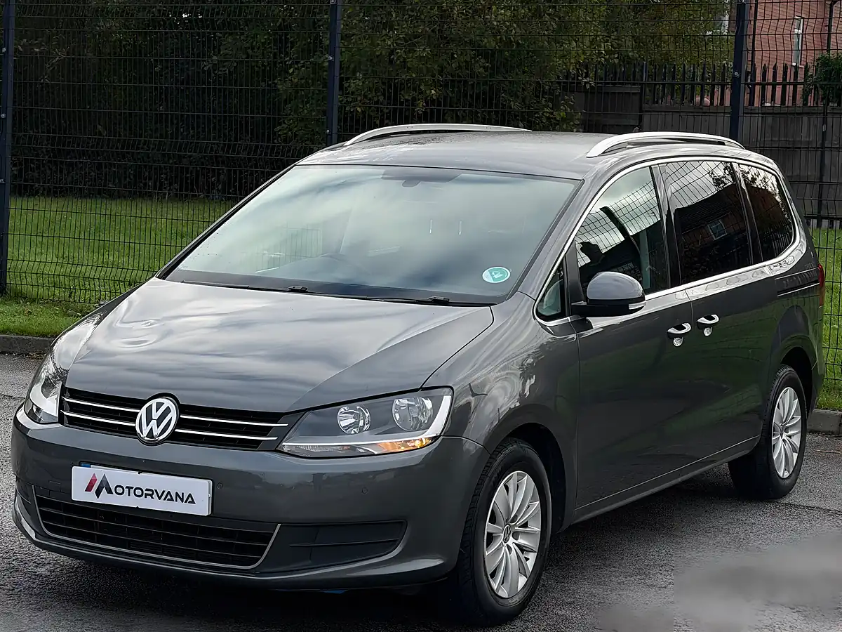 Used 2017 Volkswagen Sharan Se Nav Grey - Interior and Exterior details 3