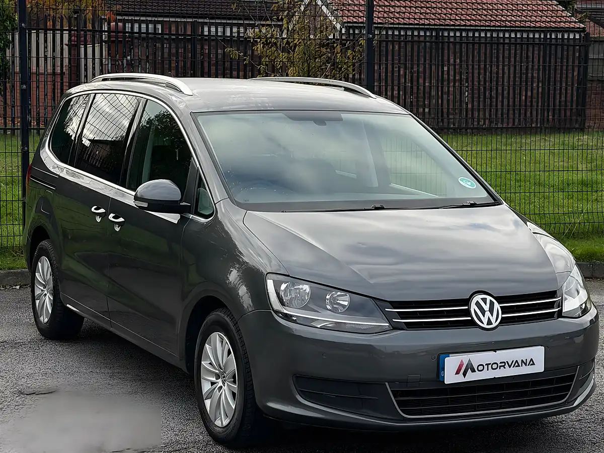 Used 2017 Volkswagen Sharan Se Nav Grey - Interior and Exterior details 7