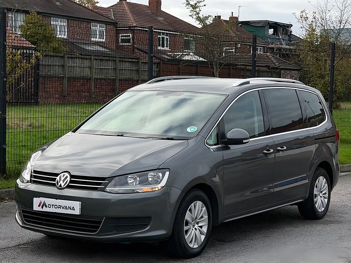 Used 2017 Volkswagen Sharan Se Nav Grey - Interior and Exterior details 8