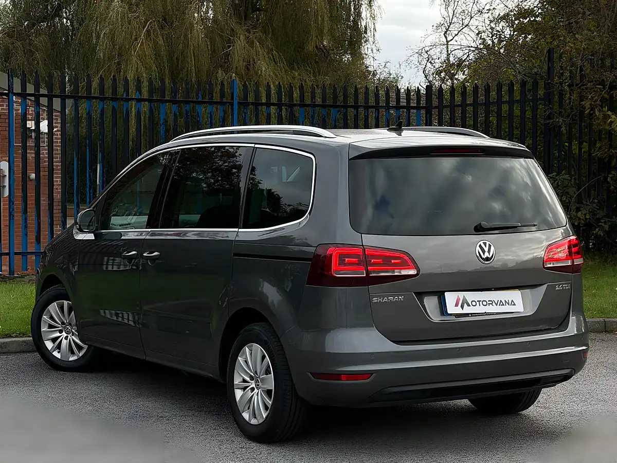 Used 2017 Volkswagen Sharan Se Nav Grey - Interior and Exterior details 9