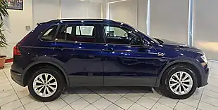 Used 2017 Volkswagen Tiguan Bluemotion Tech S Blue - Interior and Exterior details 9
