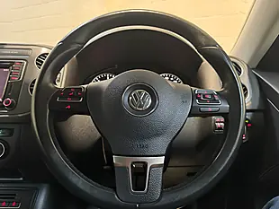 Used 2017 Volkswagen Tiguan Match Edition Grey - Interior and Exterior details 13