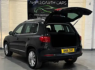 Used 2017 Volkswagen Tiguan Match Edition Grey - Interior and Exterior details 8