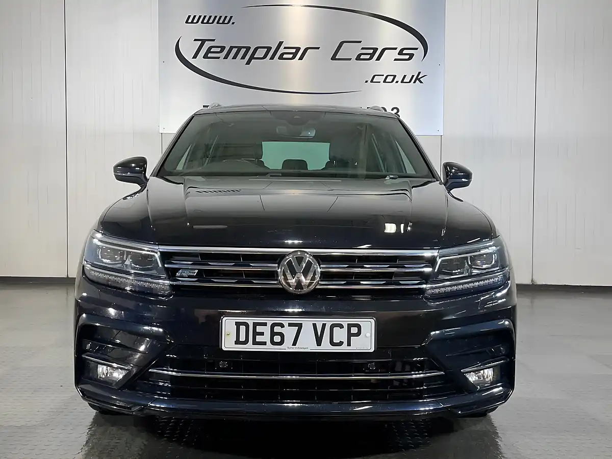 Used 2017 Volkswagen Tiguan R-Line 4Motion Black - Interior and Exterior details 4