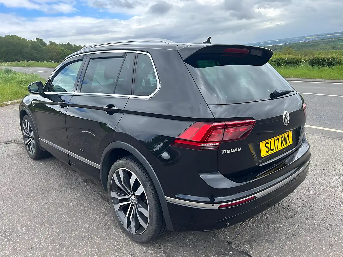 Used 2017 Volkswagen Tiguan R-Line Black - Interior and Exterior details 4