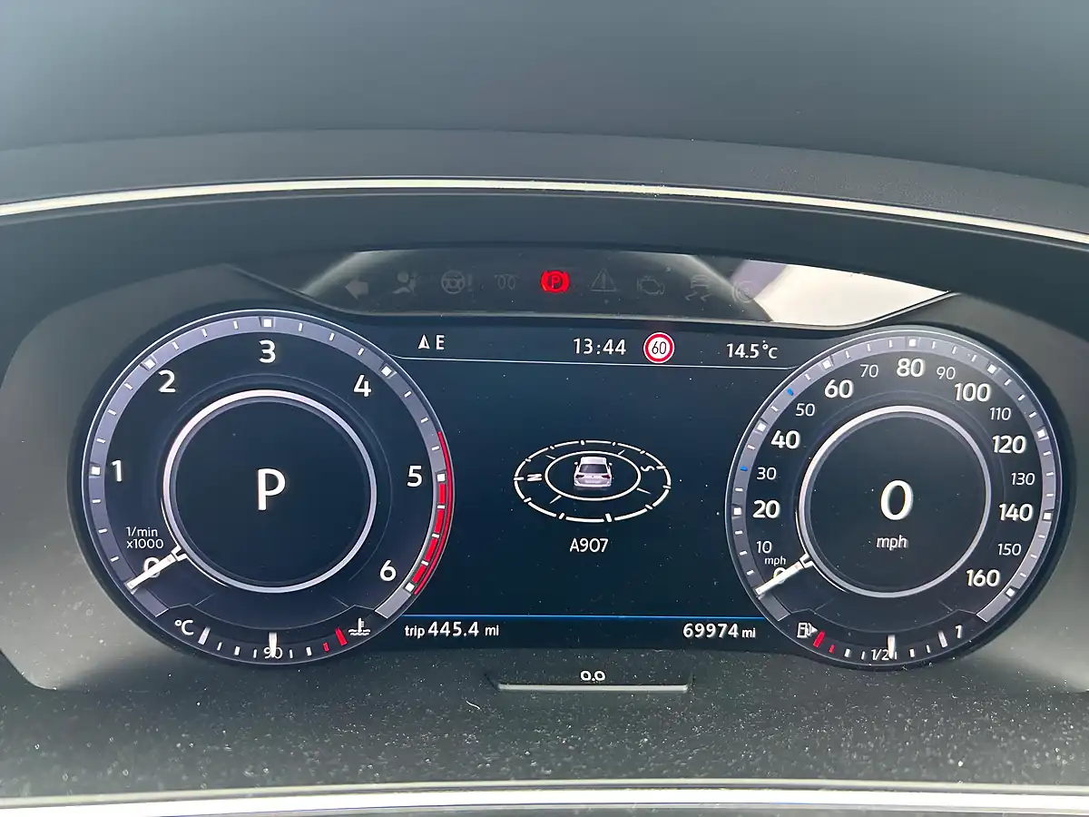 Used 2017 Volkswagen Tiguan R-Line Black - Interior and Exterior details 7