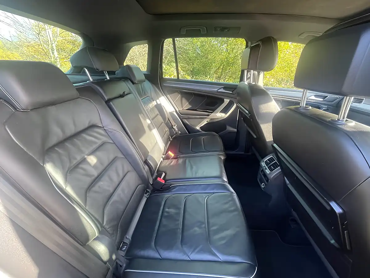 Used 2017 Volkswagen Tiguan R-Line Black - Interior and Exterior details 16
