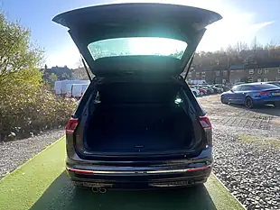 Used 2017 Volkswagen Tiguan R-Line Black - Interior and Exterior details 17