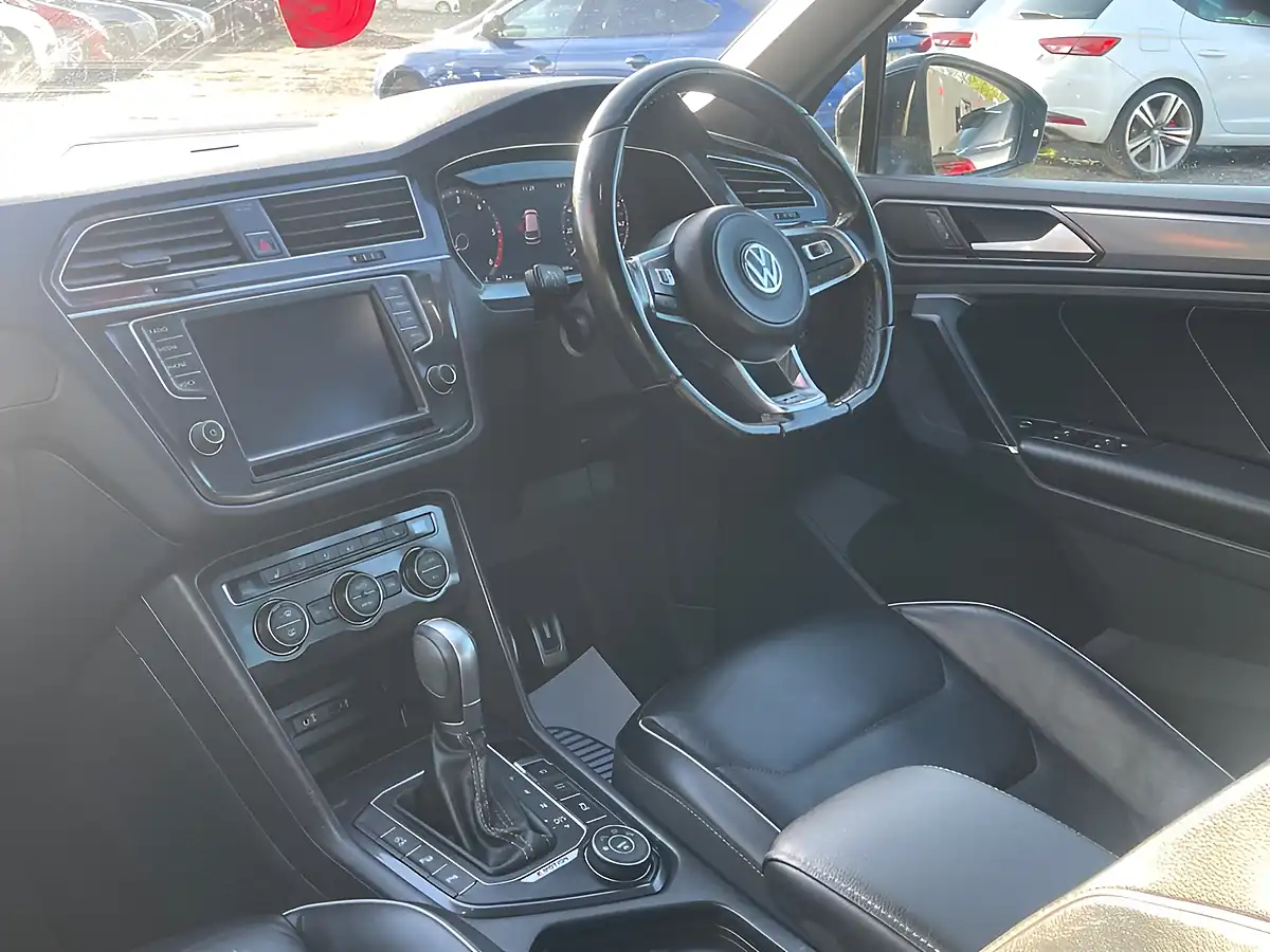 Used 2017 Volkswagen Tiguan R-Line Black - Interior and Exterior details 20