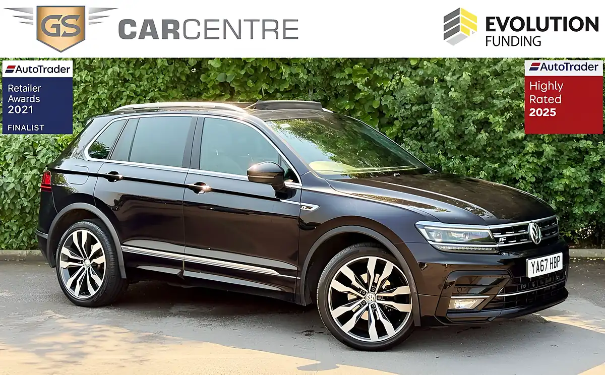 Used 2017 Volkswagen Tiguan R-Line Black - Front View