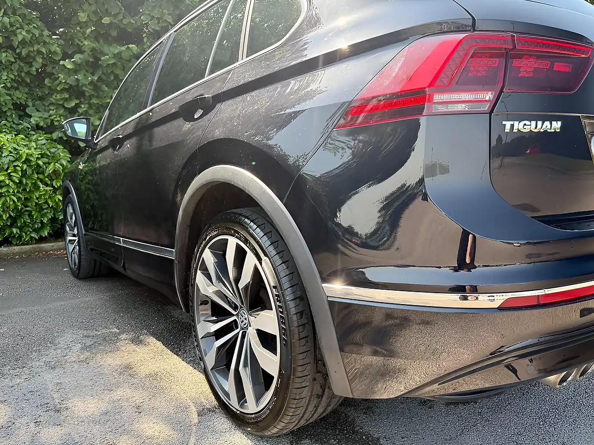 Used 2017 Volkswagen Tiguan R-Line Black - Interior and Exterior details 14