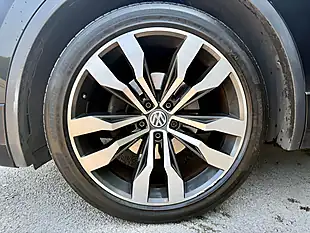 Used 2017 Volkswagen Tiguan R-Line Black - Interior and Exterior details 6