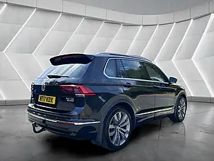 Used 2017 Volkswagen Tiguan R-Line Black - Interior and Exterior details 7