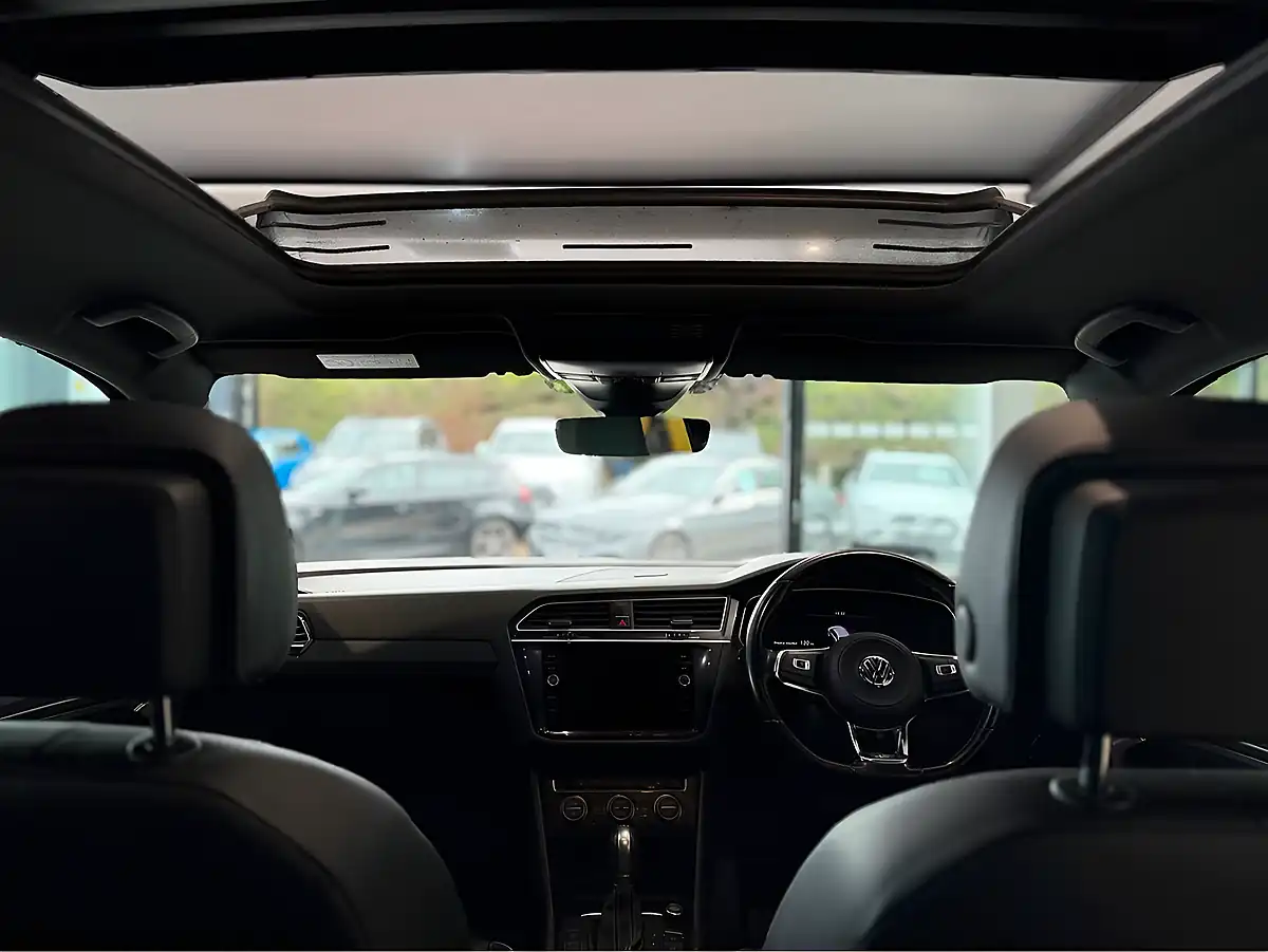 Used 2017 Volkswagen Tiguan R-Line Black - Interior and Exterior details 18