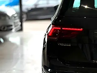 Used 2017 Volkswagen Tiguan R-Line Black - Interior and Exterior details 7