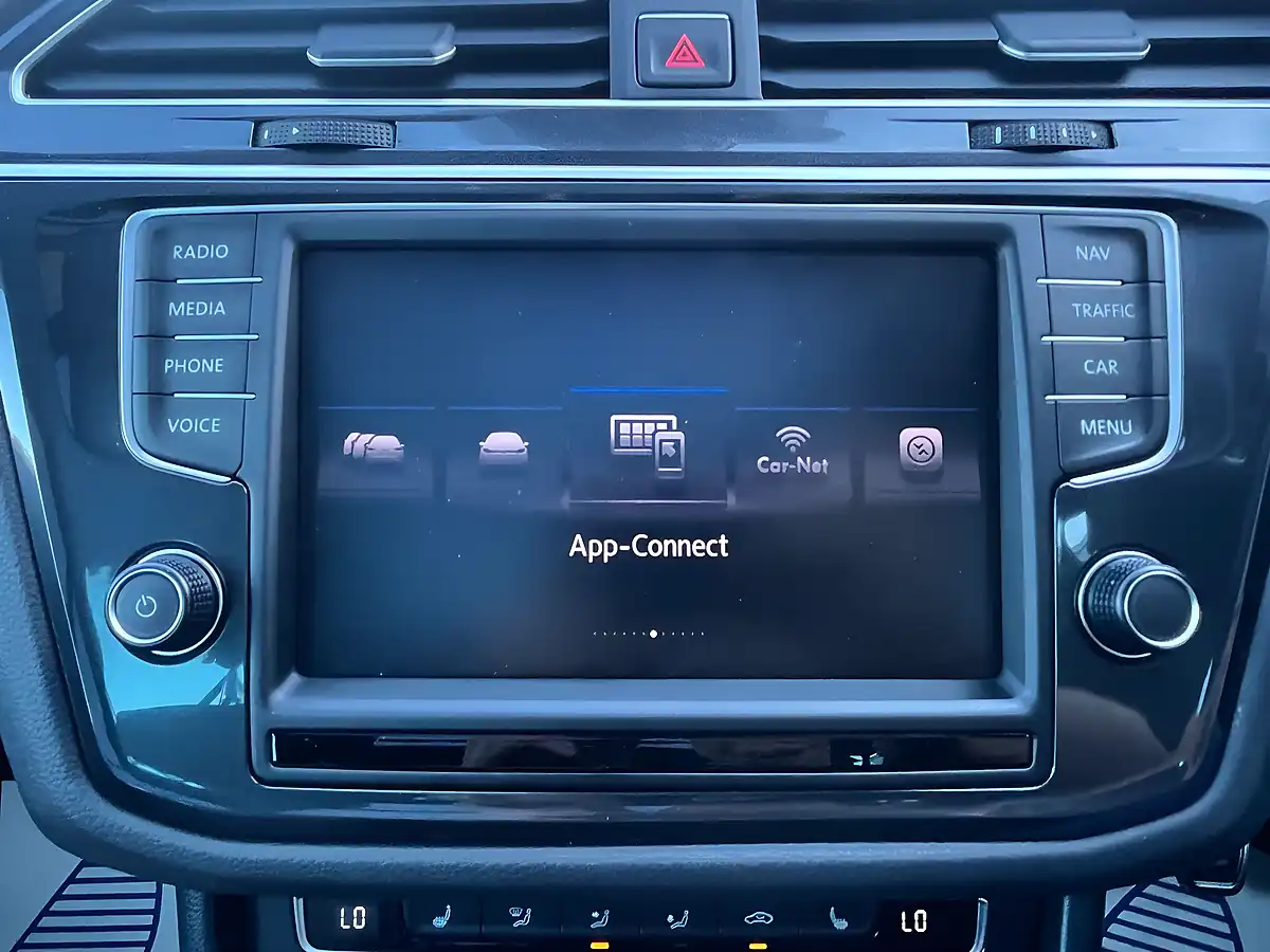 Used 2017 Volkswagen Tiguan R-Line Black - Interior and Exterior details 16
