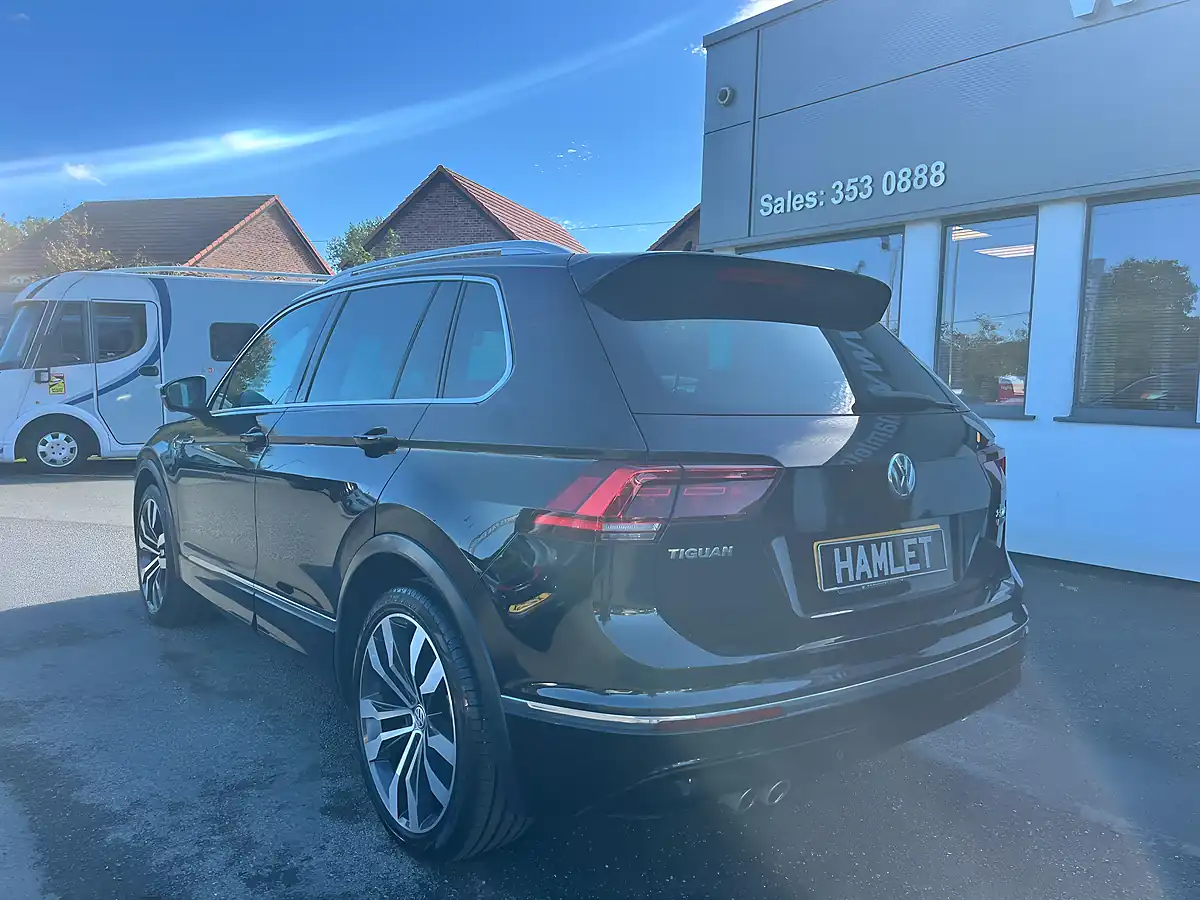 Used 2017 Volkswagen Tiguan R-Line Black - Interior and Exterior details 3