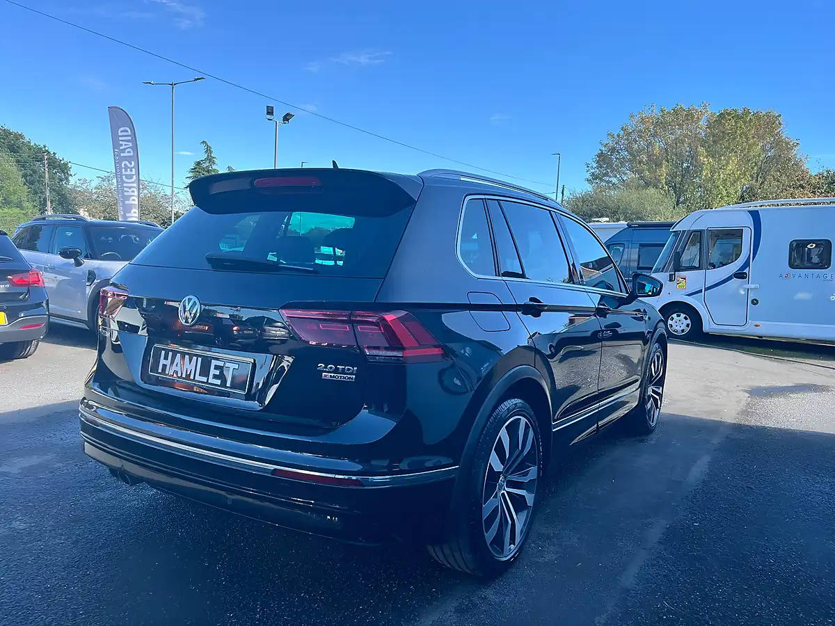 Used 2017 Volkswagen Tiguan R-Line Black - Interior and Exterior details 5