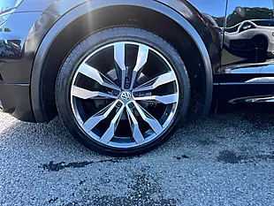 Used 2017 Volkswagen Tiguan R-Line Black - Interior and Exterior details 9