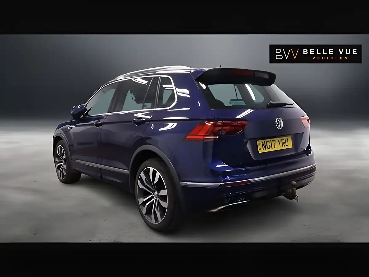 Used 2017 Volkswagen Tiguan R-Line Blue - Interior and Exterior details 5