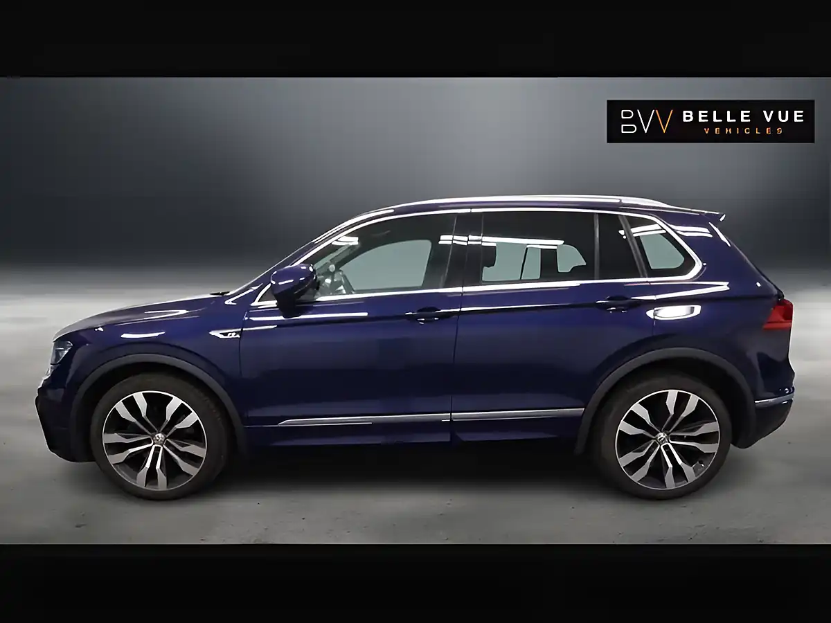 Used 2017 Volkswagen Tiguan R-Line Blue - Interior and Exterior details 7